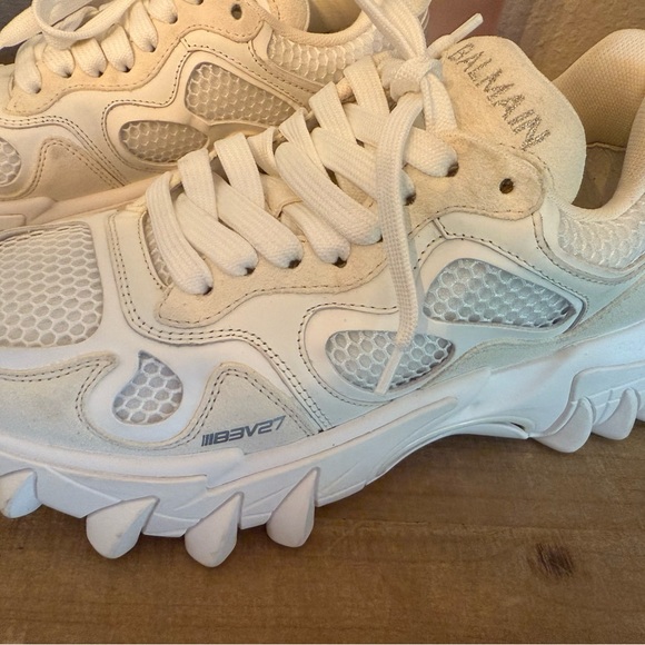 Balmain B-Court (or B27) White/Off-White Low-Top Sneakers — Luxury Streetwear - Picture 2 of 11
